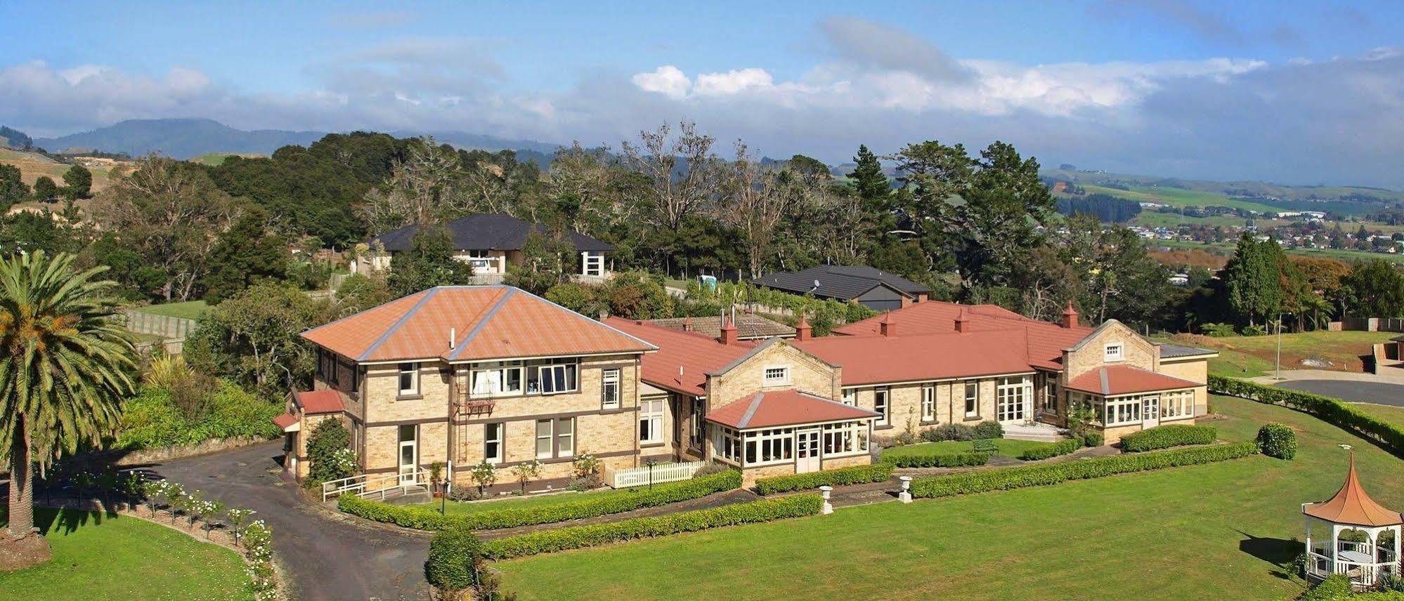 Hotel Manor Views Nz Huntly Exterior foto