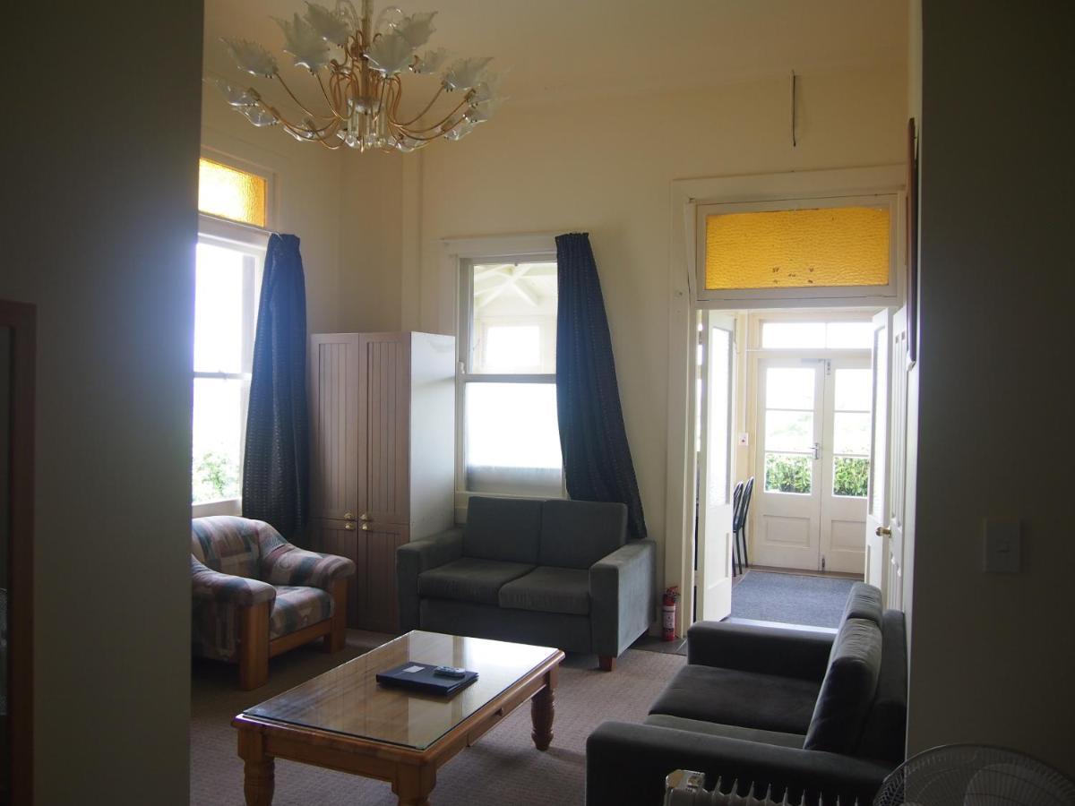 Hotel Manor Views Nz Huntly Exterior foto